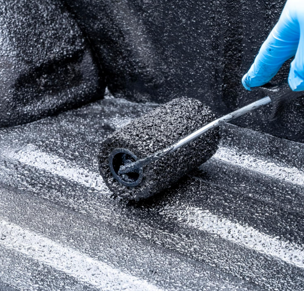 Herculiner Original Truck Bed Liner – Black Roll-On Coating, 1 Quart (DIY Textured Bedliner, Skid-Resistant & Rust Protection)